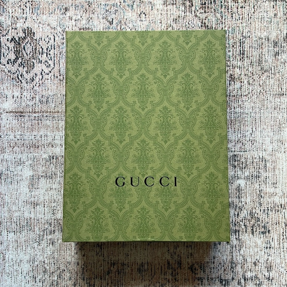 Gucci Box with Magnetic Closure